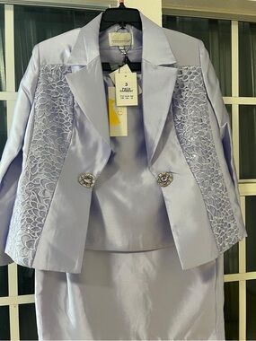 Elegant Lavender Satin Women's Jacket with Lace Panels